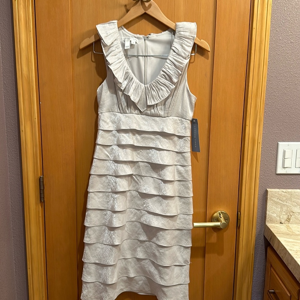 London Times Tiered Shimmer Silver Cocktail Dress